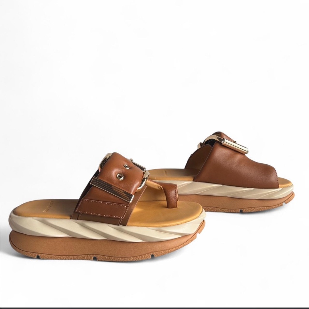 MELLOW GLOW Platform Slides - Picture 3 of 4